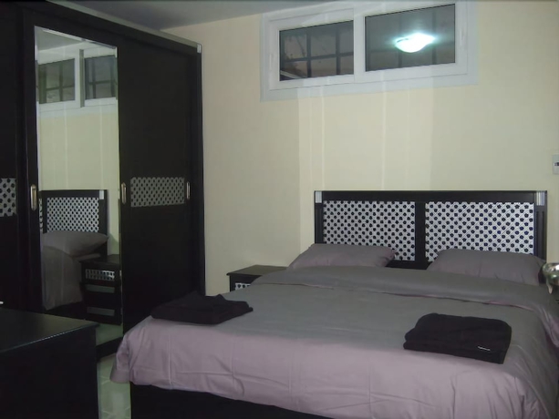 Imagen de la habitación del Hotel The 3sis Apartments. Foto 3