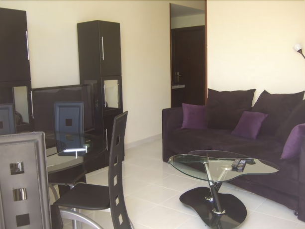 Imagen de la habitación del Hotel The 3sis Apartments. Foto 4