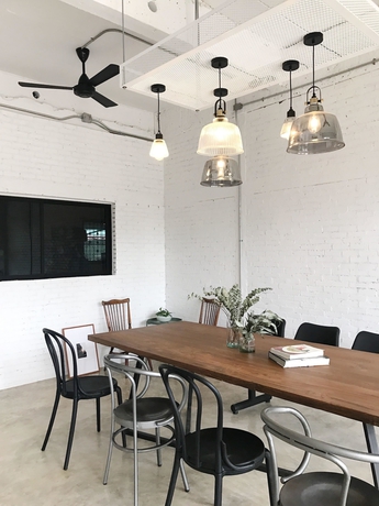 Imagen de los interiores del Hotel The 51 Hometel. Foto 16