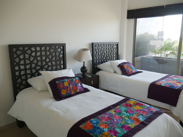 Imagen de la habitación del Hotel The 5th Avenue. Foto 13