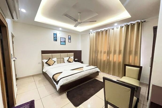 Imagen de la habitación del Hotel The 7 Seas. Foto 13