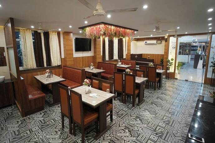 Imagen general del Hotel The 7 Seas. Foto 4