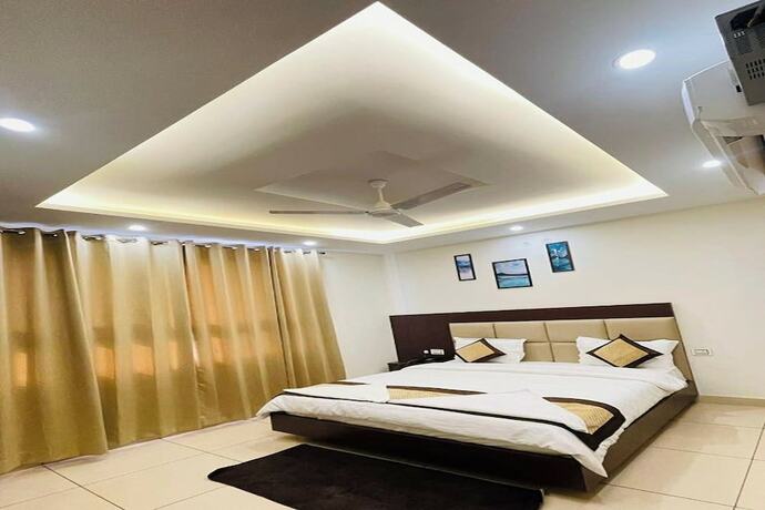 Imagen general del Hotel The 7 Seas. Foto 6