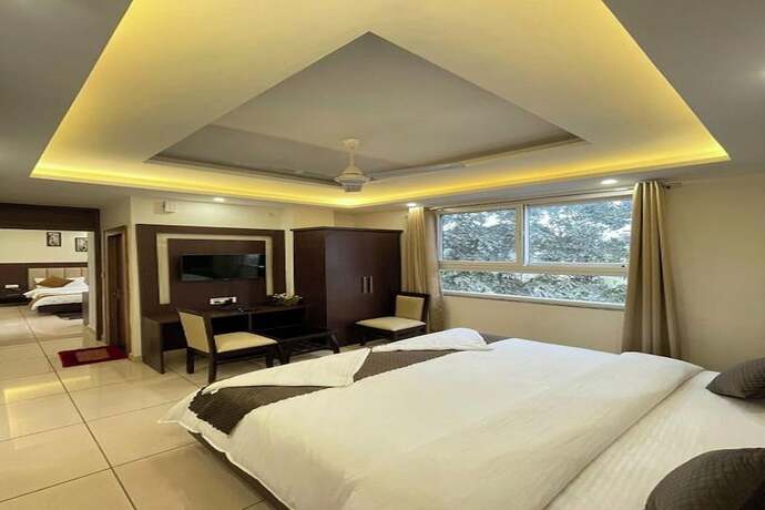 Imagen general del Hotel The 7 Seas. Foto 7