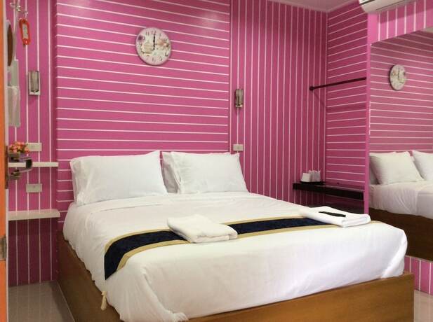 Imagen general del Hotel The Aam Resort Bang Sa-Re. Foto 1