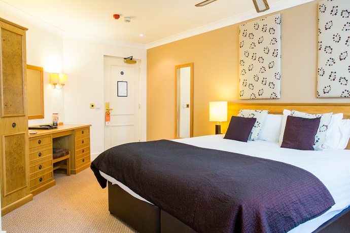 Imagen de la habitación del Hotel The Abbey Golf and Spa. Foto 9