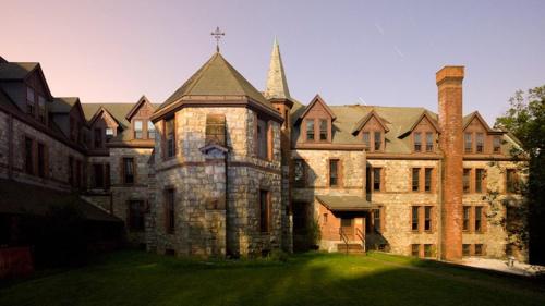 Imagen general del Hotel The Abbey Inn & Spa. Foto 1
