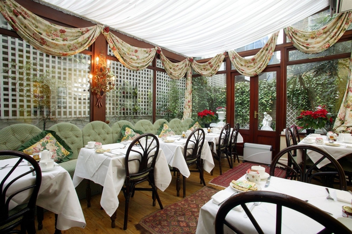 Imagen del bar/restaurante del Hotel The Abbey Notting Hill. Foto 5