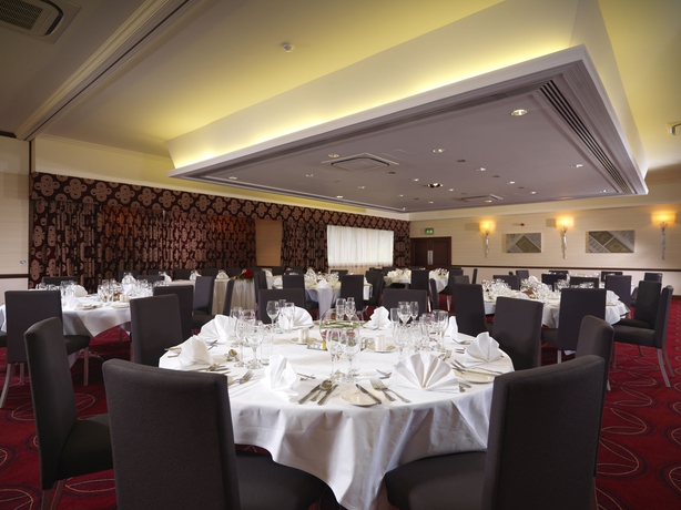 Imagen de los interiores del Hotel The Aberdeen Altens. Foto 10