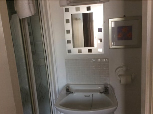 Imagen de la habitación del Hotel The Aberford. Foto 3