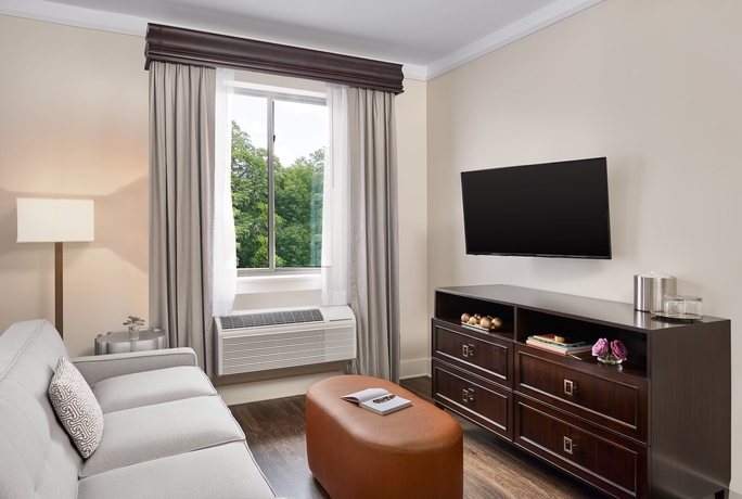 Imagen de los interiores del Hotel The Abernathy Of Clemson. Foto 15