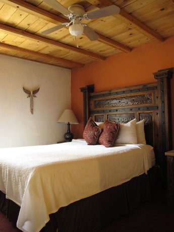 Imagen de la habitación del Hotel The Abiquiu Inn. Foto 4