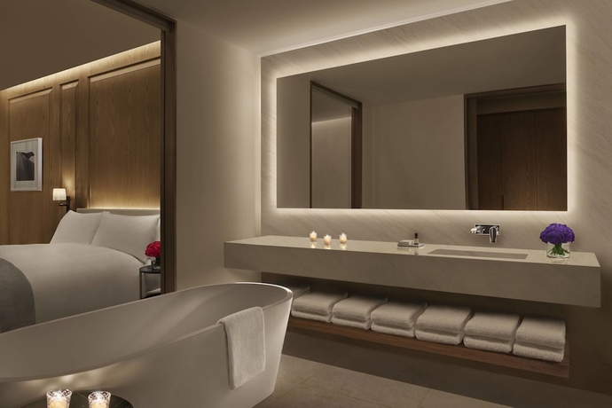 Imagen de la habitación del Hotel The Abu Dhabi Edition. Foto 3