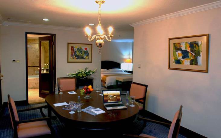 Imagen de la habitación del Hotel The Acacia Jakarta. Foto 15