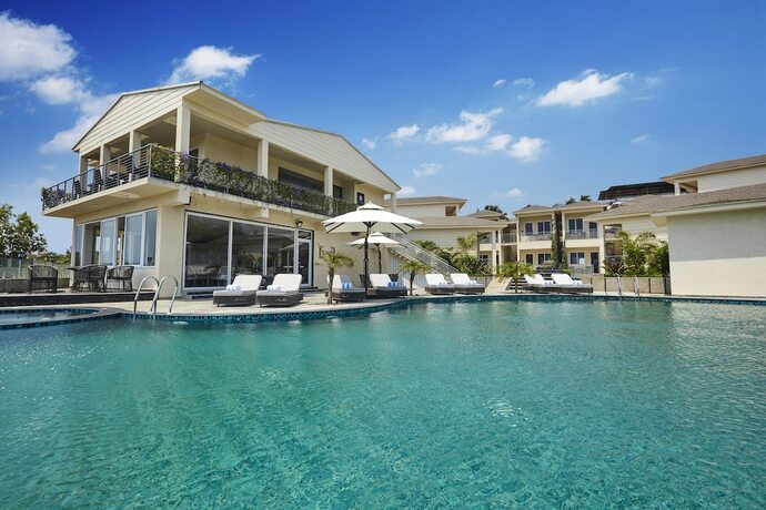 Imagen general del Hotel The Acacia Morjim. Foto 7