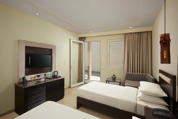 Imagen general del Hotel The Acacia Morjim. Foto 12