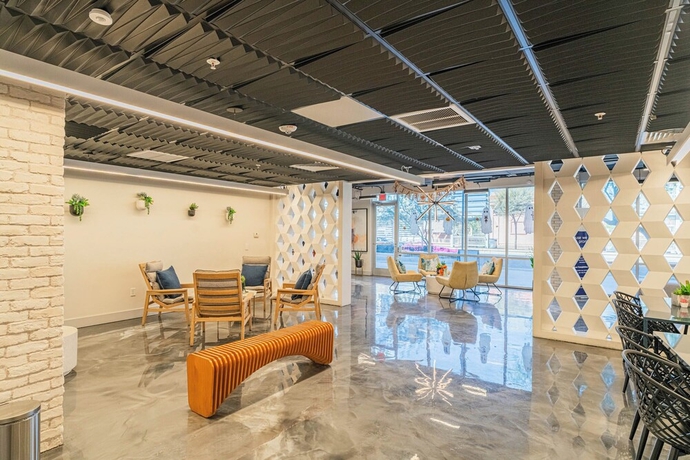 Imagen de los interiores del Hotel The Access. Foto 13