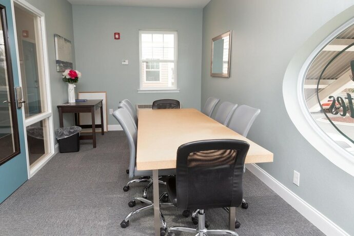 Imagen general del Hotel The Acorn Suites. Foto 8