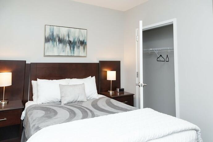 Imagen general del Hotel The Acorn Suites. Foto 14