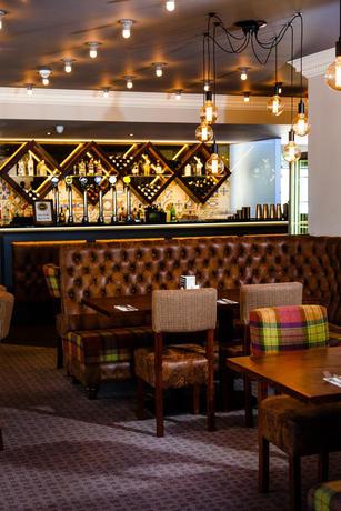 Imagen del bar/restaurante del Hotel The Adamson. Foto 2