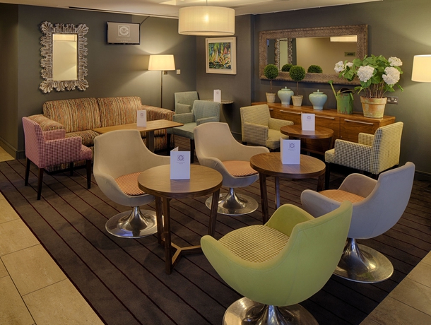 Imagen de los interiores del Hotel The Address Citywest. Foto 12