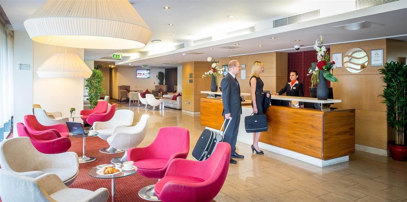 Imagen de los interiores del Hotel The Address Citywest. Foto 13