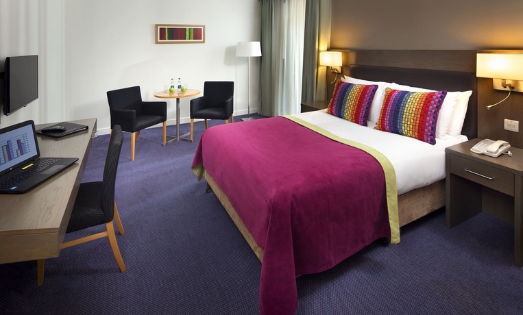 Imagen de la habitación del Hotel The Address Citywest. Foto 11