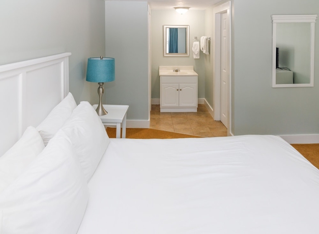 Imagen de la habitación del Hotel The Admiral\'s Inn Resort. Foto 10