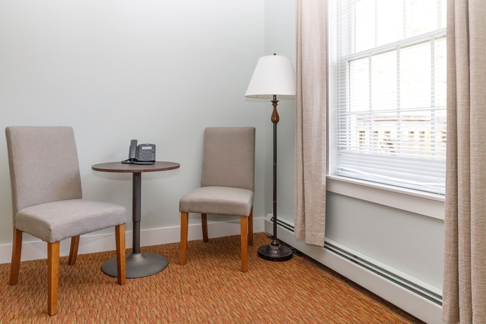 Imagen de la habitación del Hotel The Admiral\'s Inn Resort. Foto 18