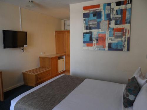 Imagen de la habitación del Hotel The Admiralty Inn. Foto 8