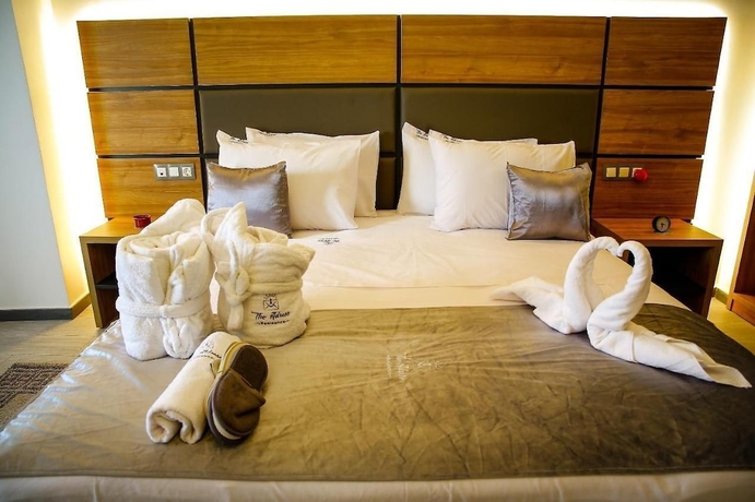 Imagen de la habitación del Hotel The Adress Residence. Foto 4