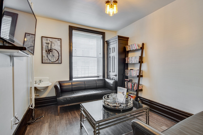 Imagen de los interiores del Hotel The Adrian. Foto 9