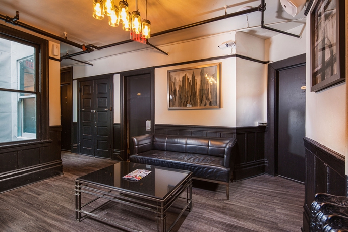 Imagen de los interiores del Hotel The Adrian. Foto 10