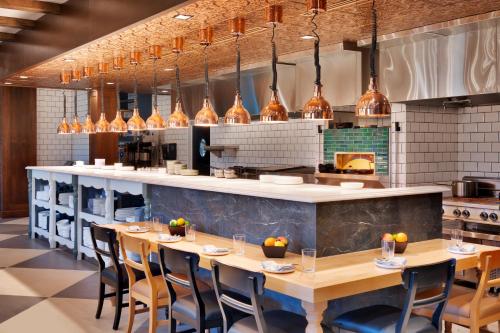 Imagen general del Hotel The Advenire, Autograph Collection. Foto 13