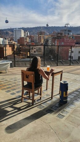Imagen general del Hotel The Adventure Brew Hostel. Foto 11