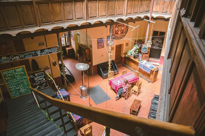 Imagen general del Hotel The Adventure Brew Hostel. Foto 13