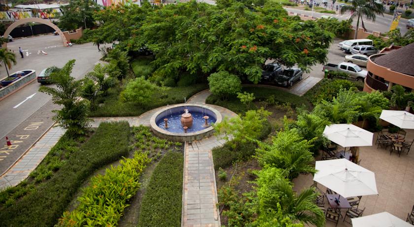 Imagen general del Hotel The African Regent. Foto 20