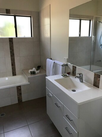 Imagen de la habitación del Hotel The African Village. Foto 15