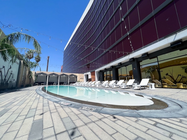 Imagen de la piscina del Hotel The Ahern Luxury Boutique. Foto 19