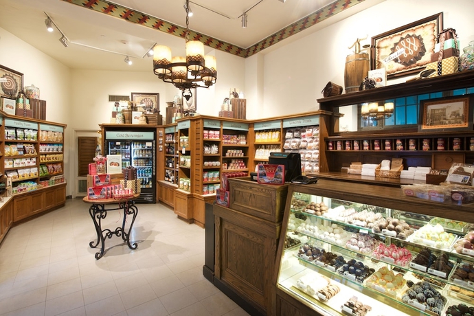 Imagen de los interiores del Hotel The Ahwahnee. Foto 12