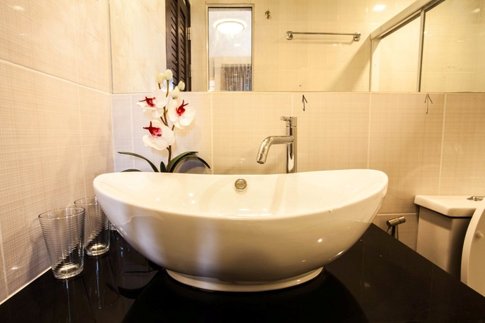 Imagen de la habitación del Hotel The Aim Sathorn. Foto 2