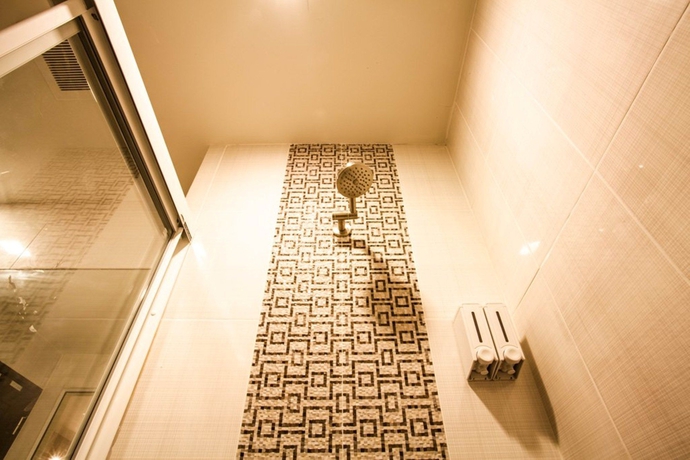 Imagen de la habitación del Hotel The Aim Sathorn. Foto 10
