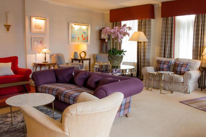 Imagen de los interiores del Hotel The Airds and Restaurant. Foto 7