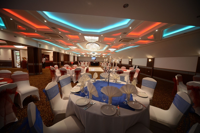 Imagen de los interiores del Hotel The Airlink London Heathrow. Foto 9