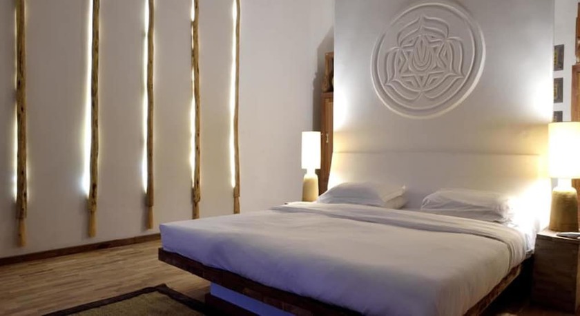 Imagen de la habitación del Hotel The Aiyana. Foto 8