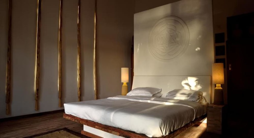 Imagen de la habitación del Hotel The Aiyana. Foto 10