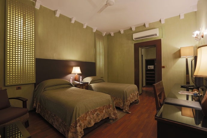 Imagen de la habitación del Hotel The Ajit Bhawan - A Palace Resort. Foto 5