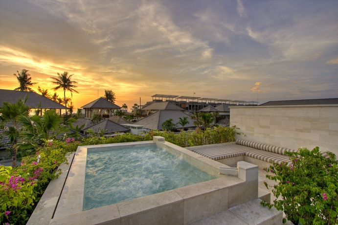Imagen de los exteriores del Hotel The Akasha Luxury Boutique Villas Seminyak. Foto 9