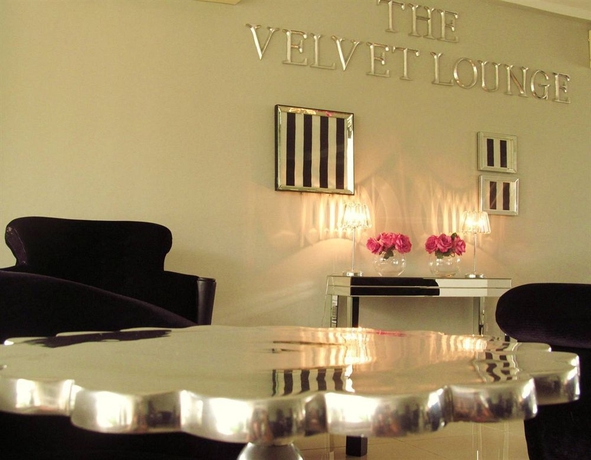 Imagen de los interiores del Hotel The Aknac. Foto 8