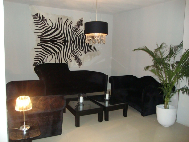 Imagen de los interiores del Hotel The Aknac. Foto 11